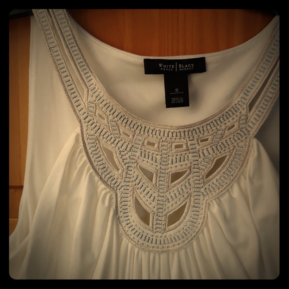 White House Black Market ivory tank size small